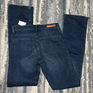 NWT Size 6 Express Barely Boot Supersoft Midrise Dark Blue Jeans